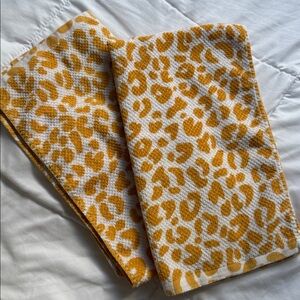 Leopard Print Bathroom or Kitchen Hand Towel Set of 2, 100% Cotton